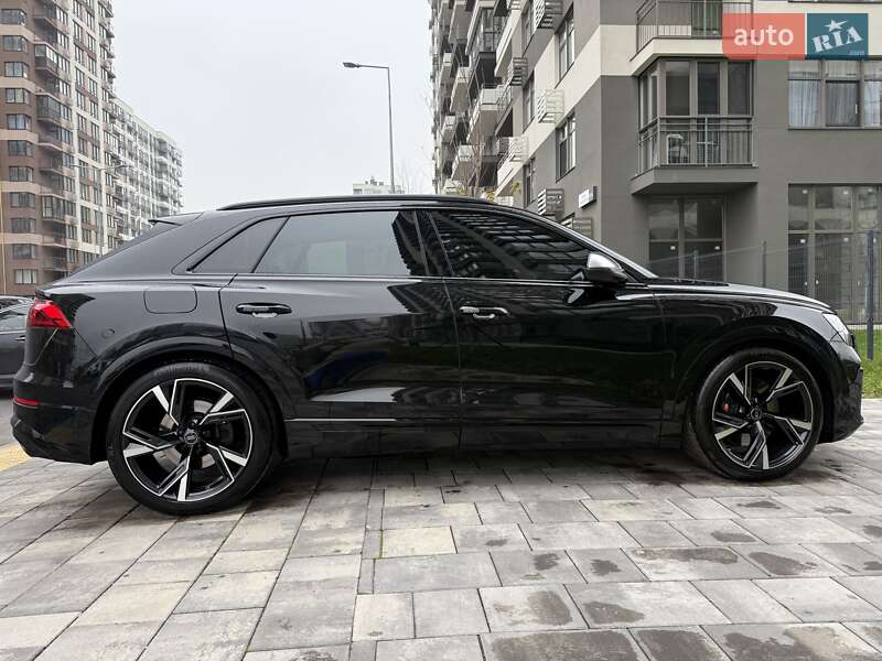 Позашляховик / Кросовер Audi SQ8 2025 в Києві фото 81 Позашляховик / Кросовер Audi SQ8 2025 в Києві