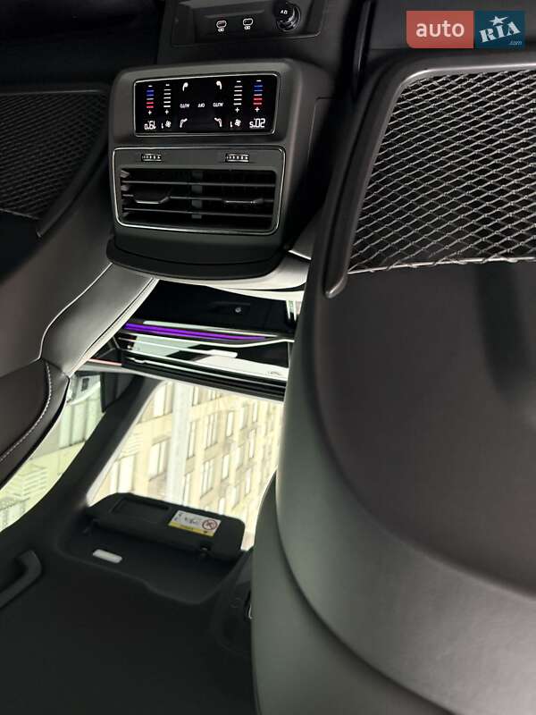 Позашляховик / Кросовер Audi SQ8 2025 в Києві фото 118 Позашляховик / Кросовер Audi SQ8 2025 в Києві