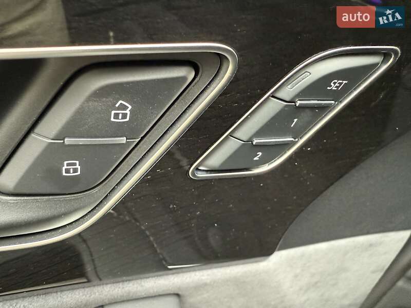 Позашляховик / Кросовер Audi SQ8 2025 в Києві фото 124 Позашляховик / Кросовер Audi SQ8 2025 в Києві