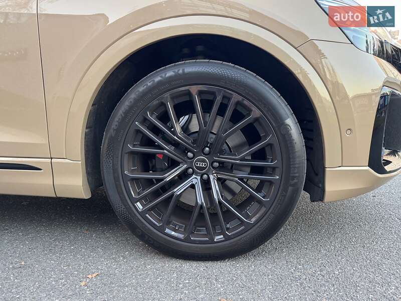 Позашляховик / Кросовер Audi SQ8 2024 в Києві