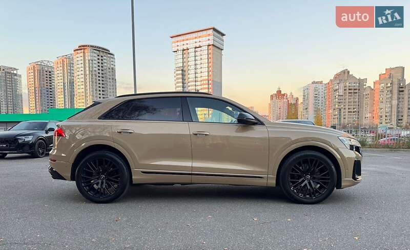 Позашляховик / Кросовер Audi SQ8 2024 в Києві