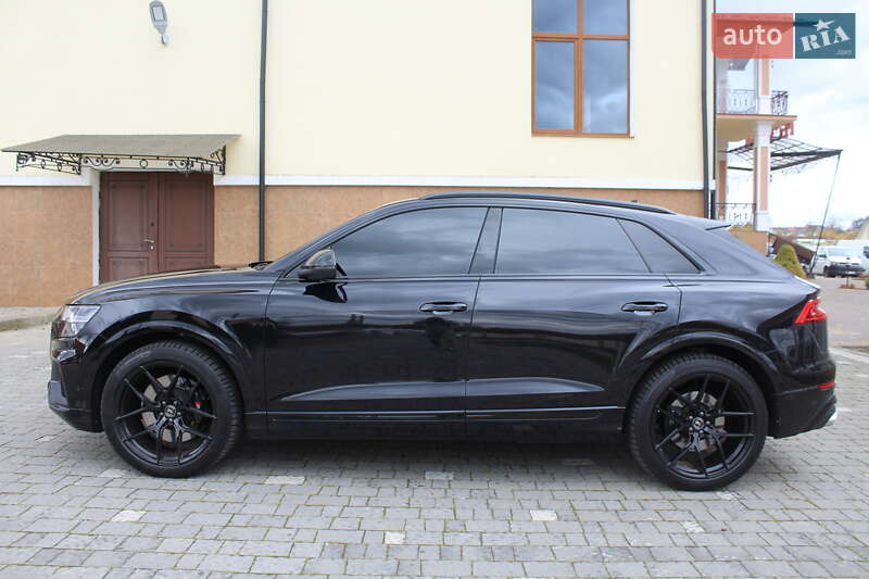 Внедорожник / Кроссовер Audi SQ8 2020 в Трускавце