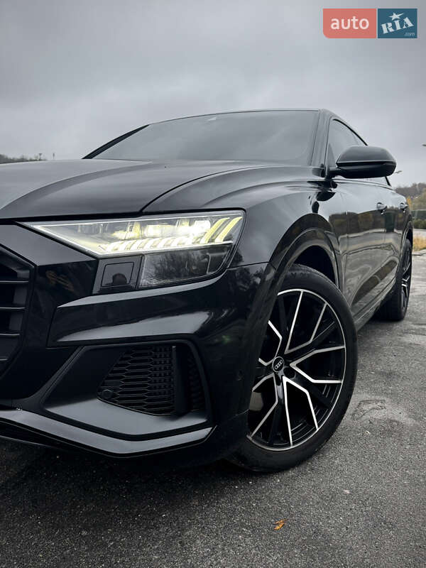 Внедорожник / Кроссовер Audi SQ8 2021 в Днепре