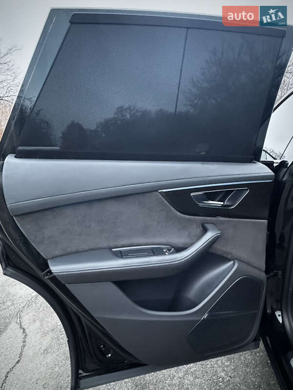 Внедорожник / Кроссовер Audi SQ8 2021 в Днепре