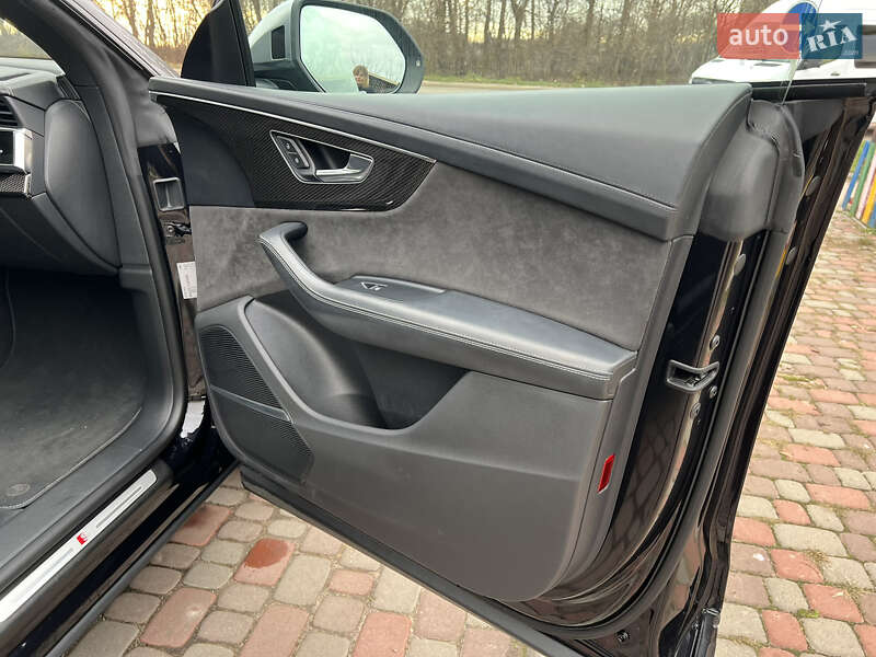 Внедорожник / Кроссовер Audi SQ8 2020 в Бердичеве фото 36 Внедорожник / Кроссовер Audi SQ8 2020 в Бердичеве
