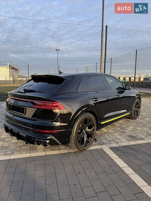 Внедорожник / Кроссовер Audi SQ8 2021 в Мукачево
