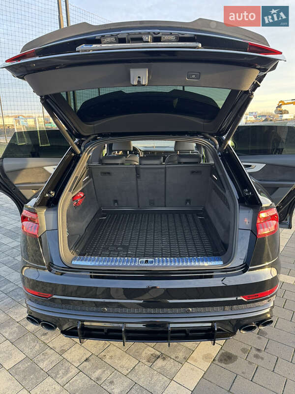 Внедорожник / Кроссовер Audi SQ8 2021 в Мукачево
