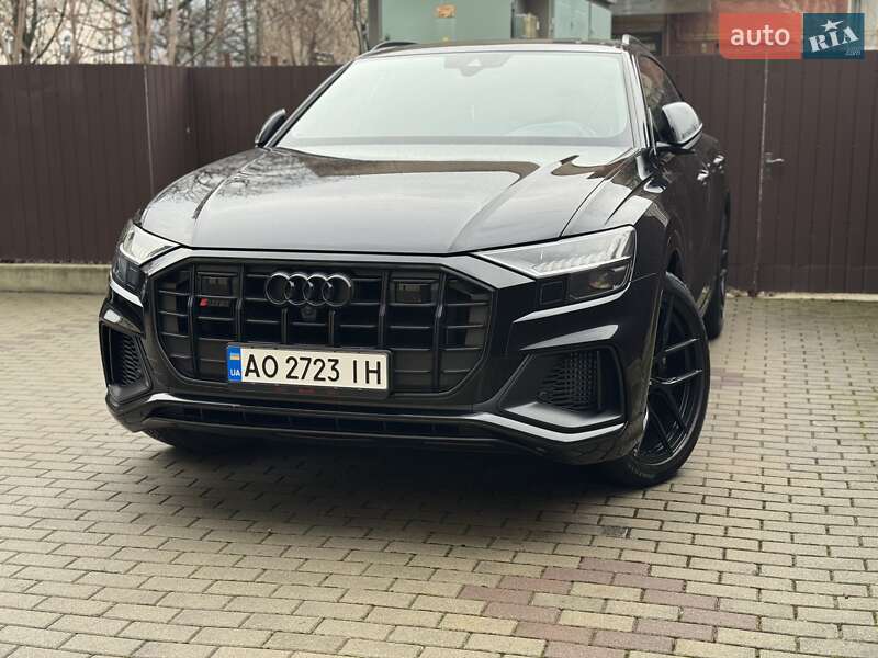 Audi SQ8 2020