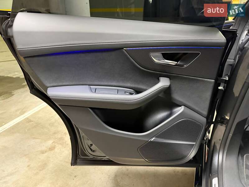 Позашляховик / Кросовер Audi SQ8 2024 в Києві фото 60 Позашляховик / Кросовер Audi SQ8 2024 в Києві