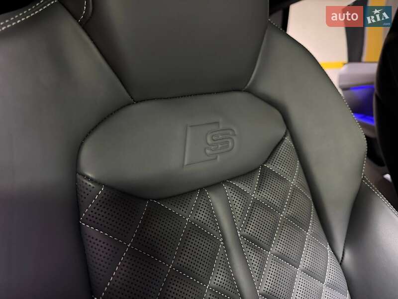 Позашляховик / Кросовер Audi SQ8 2024 в Києві фото 110 Позашляховик / Кросовер Audi SQ8 2024 в Києві