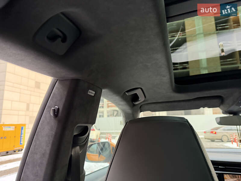 Внедорожник / Кроссовер Audi SQ8 2021 в Киеве