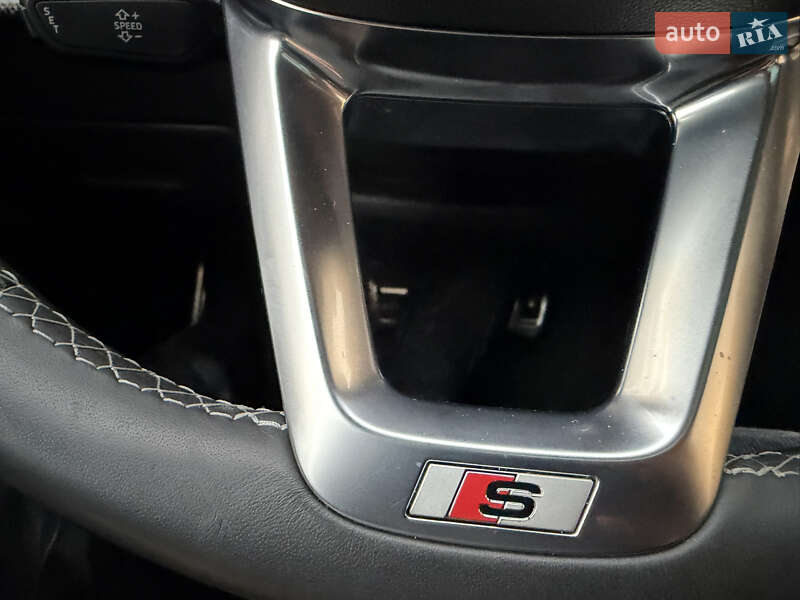 Внедорожник / Кроссовер Audi SQ8 2021 в Киеве