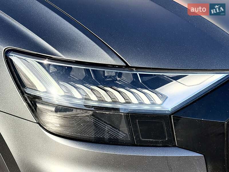 Внедорожник / Кроссовер Audi SQ8 2021 в Киеве