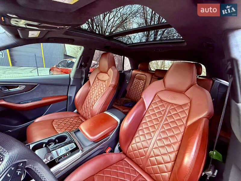 Внедорожник / Кроссовер Audi SQ8 2020 в Киеве фото 6 Внедорожник / Кроссовер Audi SQ8 2020 в Киеве
