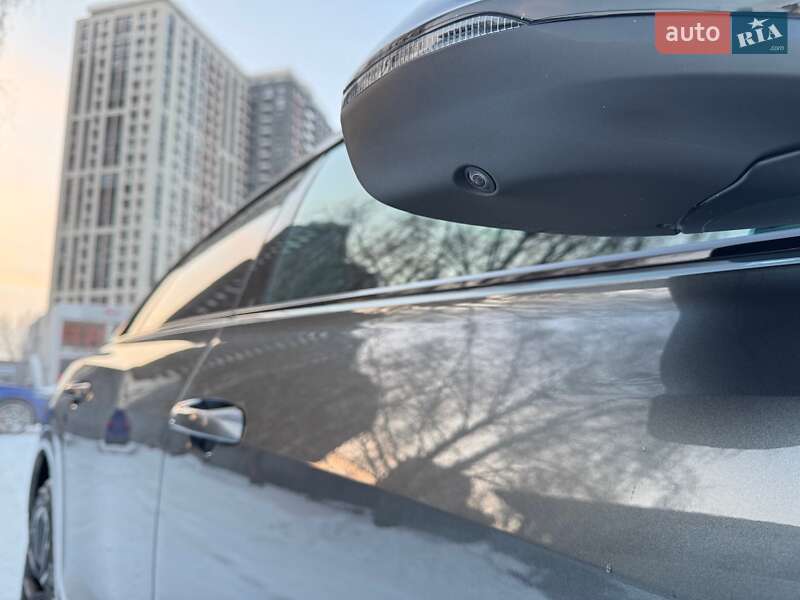 Внедорожник / Кроссовер Audi SQ8 2024 в Киеве