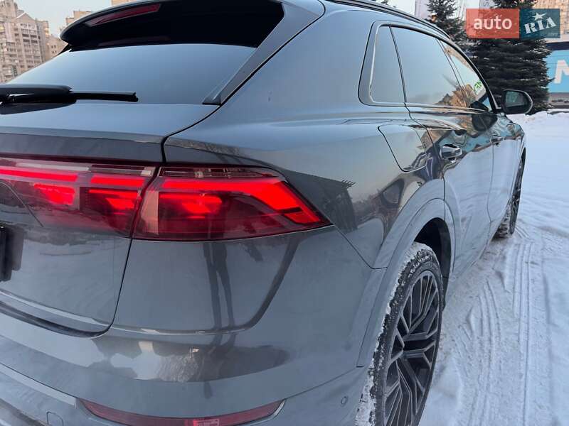 Внедорожник / Кроссовер Audi SQ8 2024 в Киеве