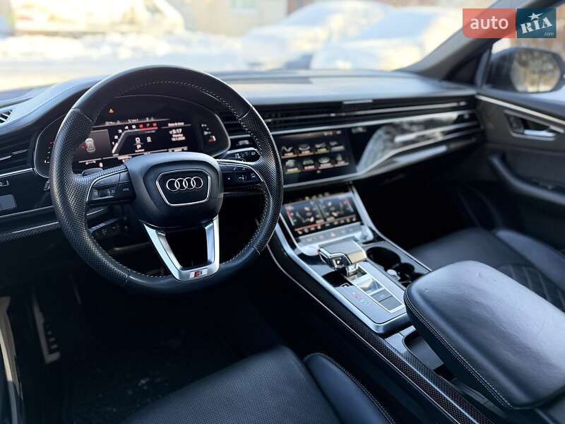 Позашляховик / Кросовер Audi SQ8 2020 в Львові