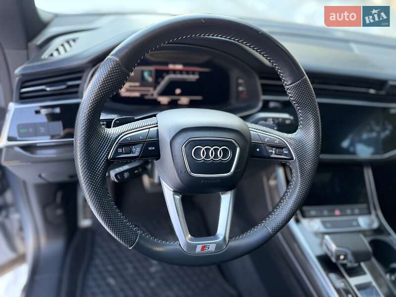 Позашляховик / Кросовер Audi SQ8 2020 в Львові