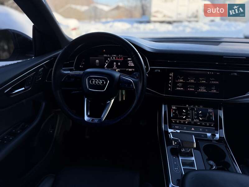 Позашляховик / Кросовер Audi SQ8 2020 в Львові
