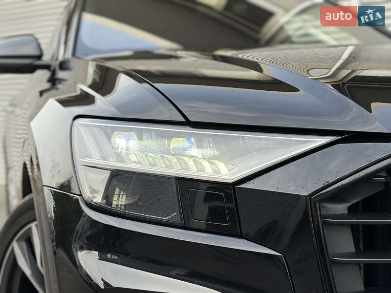 Внедорожник / Кроссовер Audi SQ8 2019 в Ровно