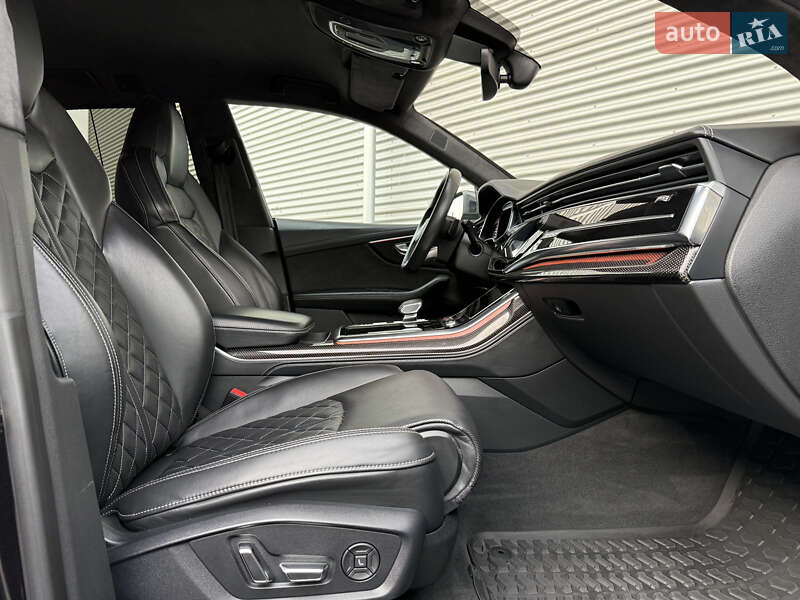 Внедорожник / Кроссовер Audi SQ8 2019 в Ровно