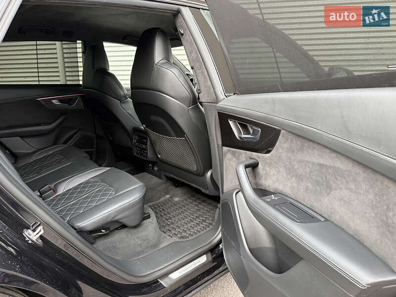 Внедорожник / Кроссовер Audi SQ8 2019 в Ровно