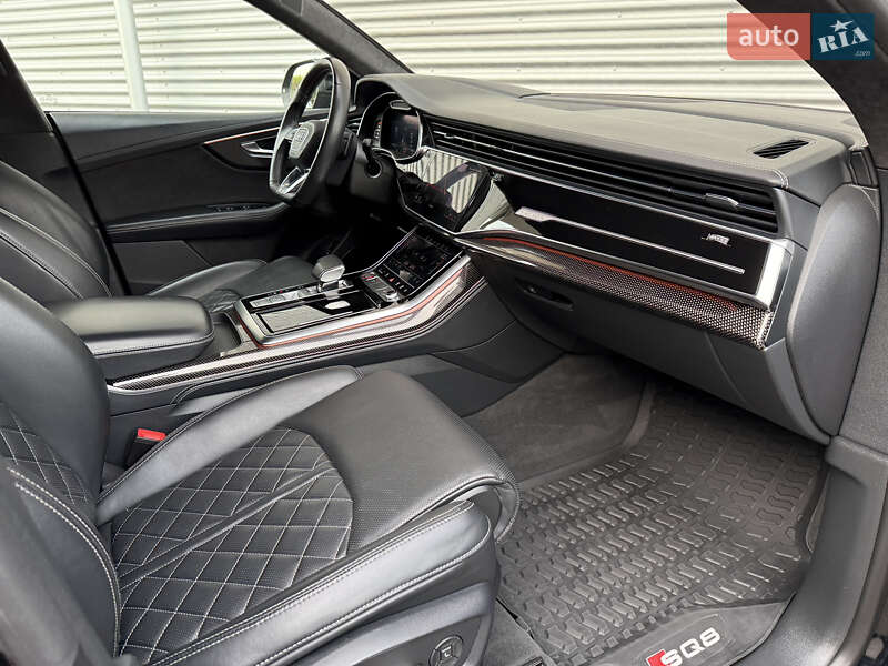 Внедорожник / Кроссовер Audi SQ8 2019 в Ровно