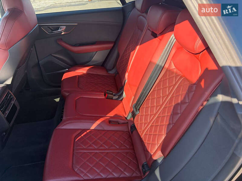Внедорожник / Кроссовер Audi SQ8 2023 в Киеве
