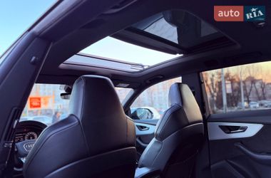 Внедорожник / Кроссовер Audi SQ8 2019 в Хмельницком