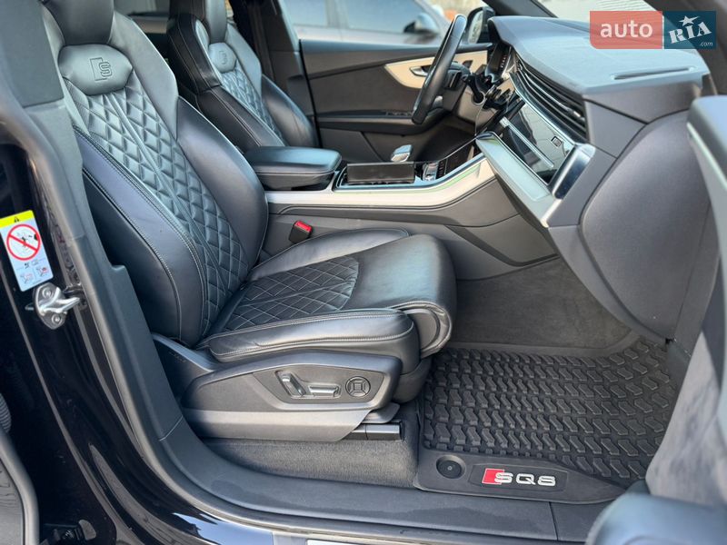 Внедорожник / Кроссовер Audi SQ8 2019 в Хмельницком