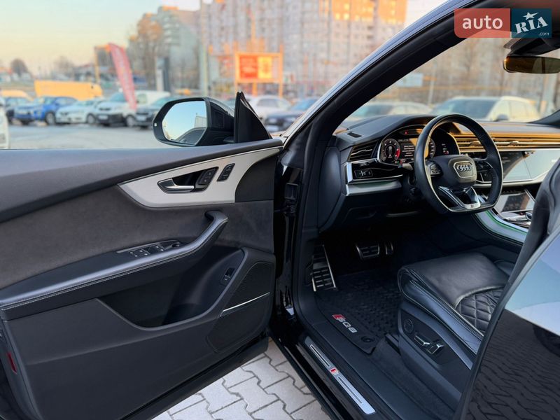 Внедорожник / Кроссовер Audi SQ8 2019 в Хмельницком
