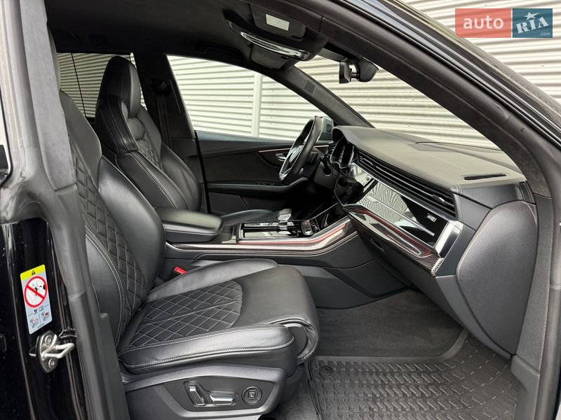 Внедорожник / Кроссовер Audi SQ8 2019 в Ровно