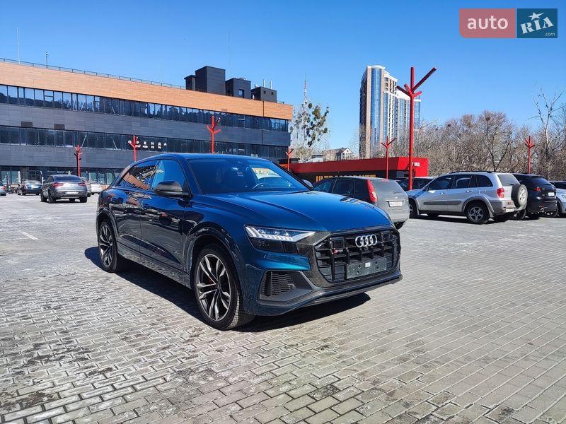 Позашляховик / Кросовер Audi SQ8 2021 в Києві
