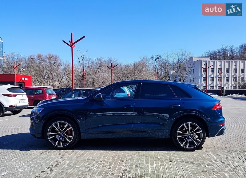 Позашляховик / Кросовер Audi SQ8 2021 в Києві