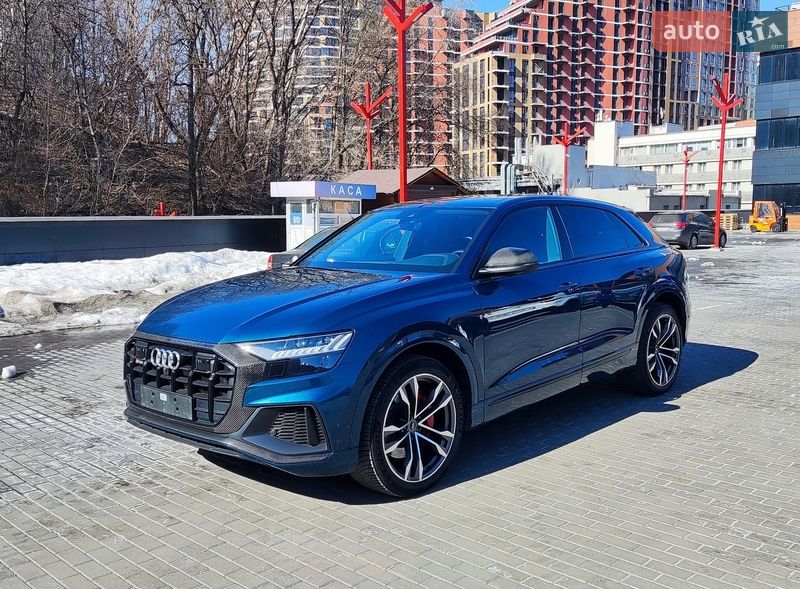 Позашляховик / Кросовер Audi SQ8 2021 в Києві