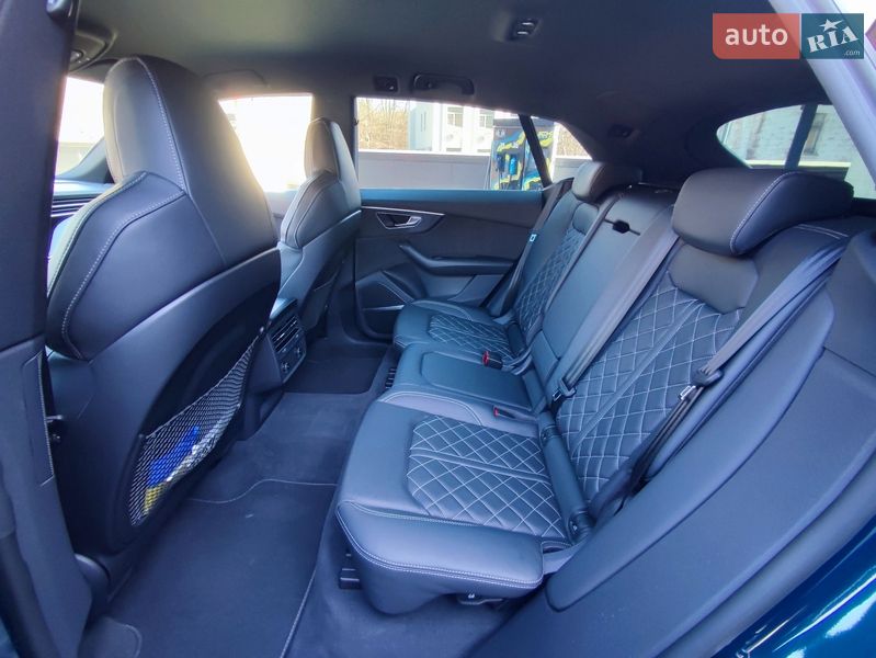 Позашляховик / Кросовер Audi SQ8 2021 в Києві