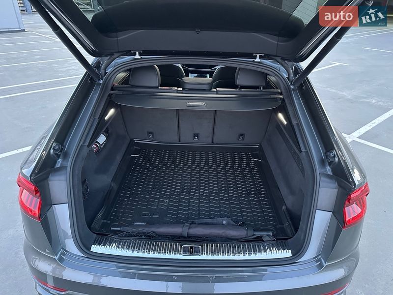 Позашляховик / Кросовер Audi SQ8 2020 в Києві