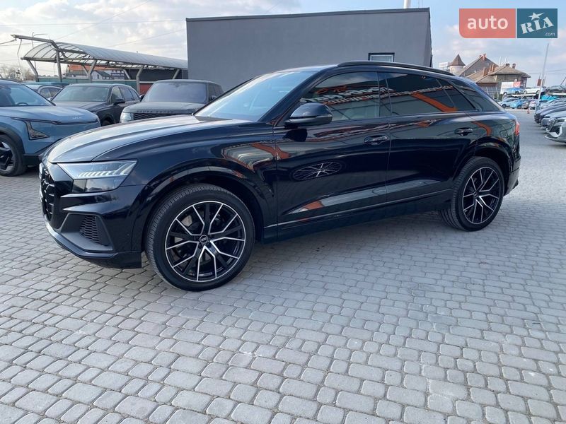 Позашляховик / Кросовер Audi SQ8 2021 в Львові
