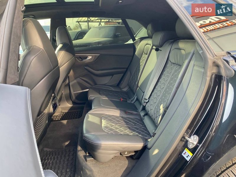 Позашляховик / Кросовер Audi SQ8 2021 в Львові