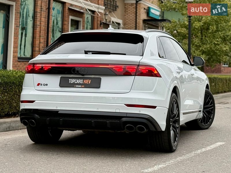 Внедорожник / Кроссовер Audi SQ8 2024 в Киеве