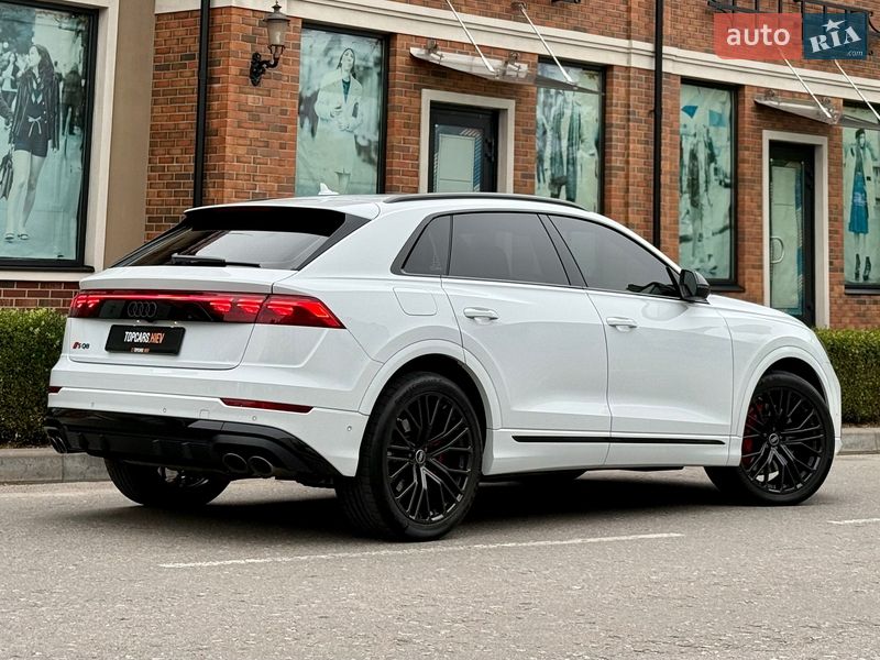 Внедорожник / Кроссовер Audi SQ8 2024 в Киеве