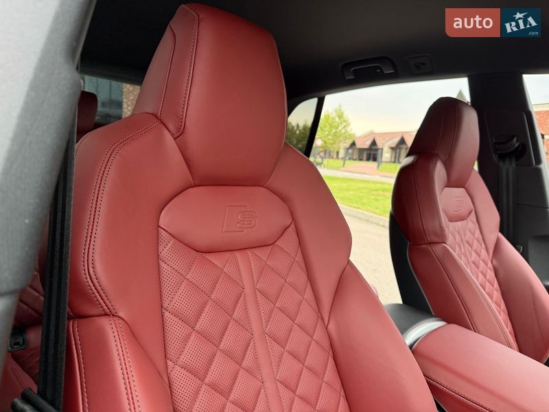 Внедорожник / Кроссовер Audi SQ8 2024 в Киеве