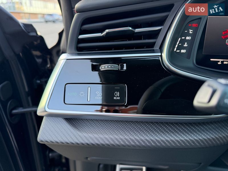 Внедорожник / Кроссовер Audi SQ8 2024 в Киеве