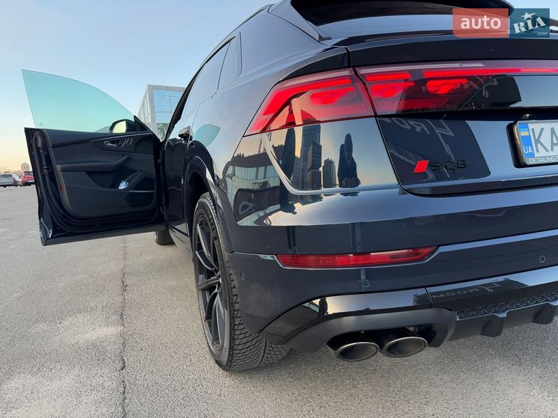 Внедорожник / Кроссовер Audi SQ8 2024 в Киеве