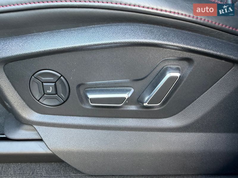 Внедорожник / Кроссовер Audi SQ8 2024 в Киеве