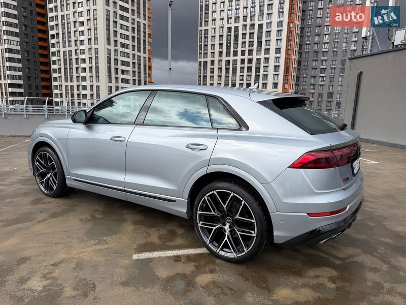 Внедорожник / Кроссовер Audi SQ8 2025 в Киеве