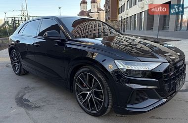 Позашляховик / Кросовер Audi SQ8 2020 в Києві