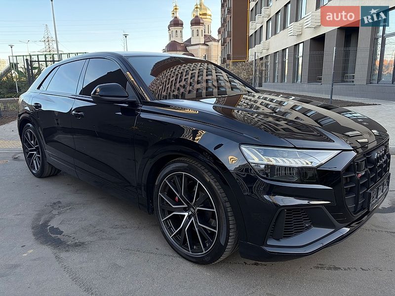 Audi SQ8 2020