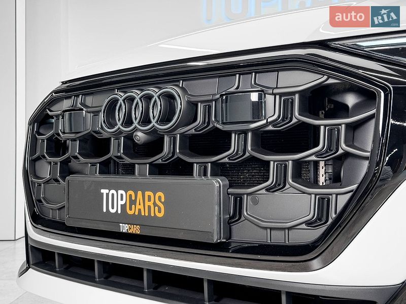 Внедорожник / Кроссовер Audi SQ8 2024 в Киеве