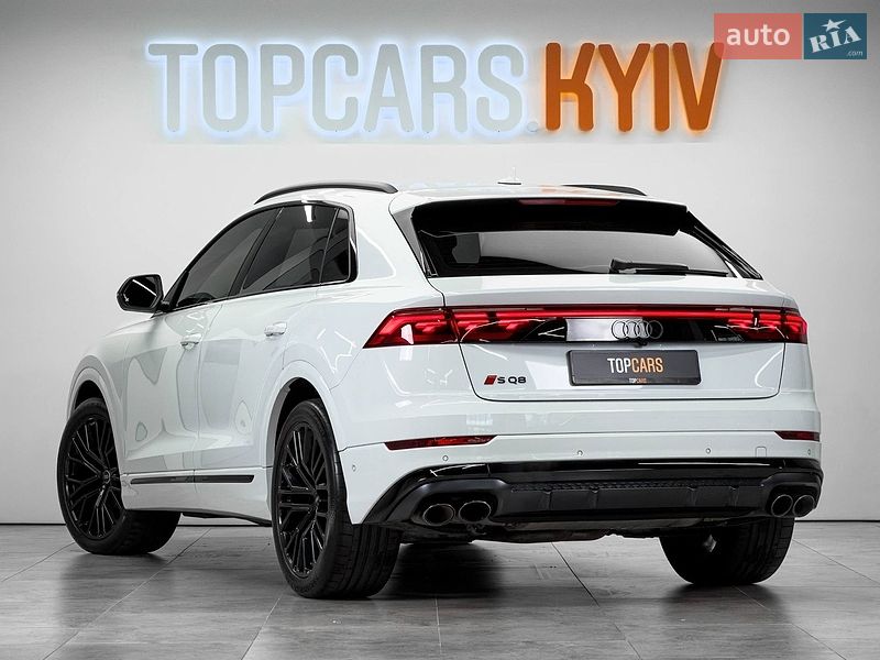Внедорожник / Кроссовер Audi SQ8 2024 в Киеве